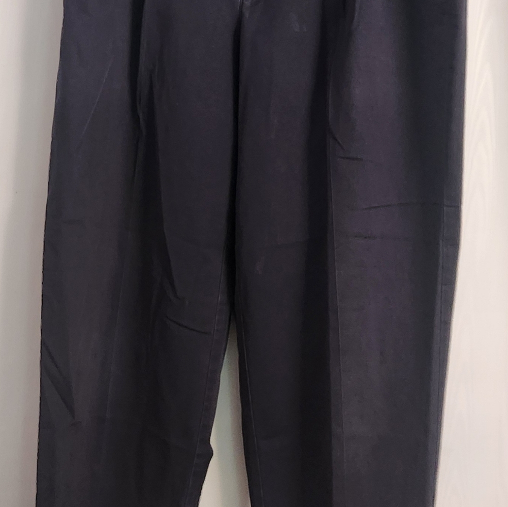 L.L. Bean Men's Dark Gray Dress Pants. Natural Fit. 37x34 - Picture 3 of 5